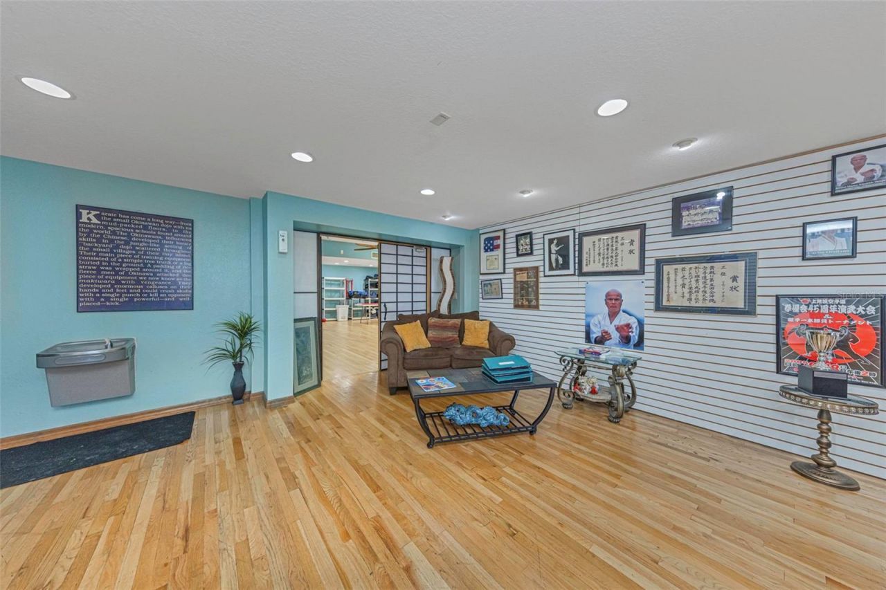 780 N Missouri Avenue , Largo, FL 33770 Photo