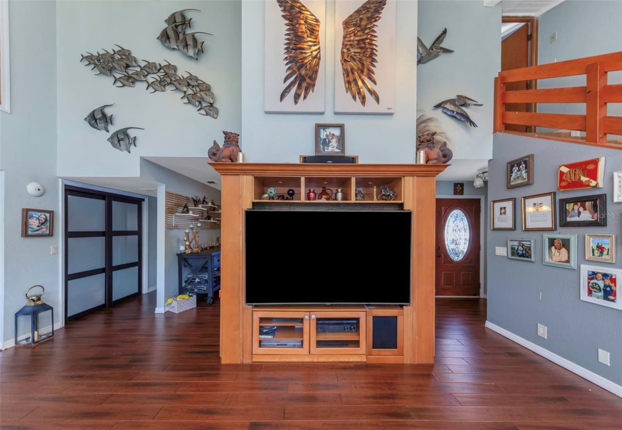 780 N Missouri Avenue , Largo, FL 33770 Photo