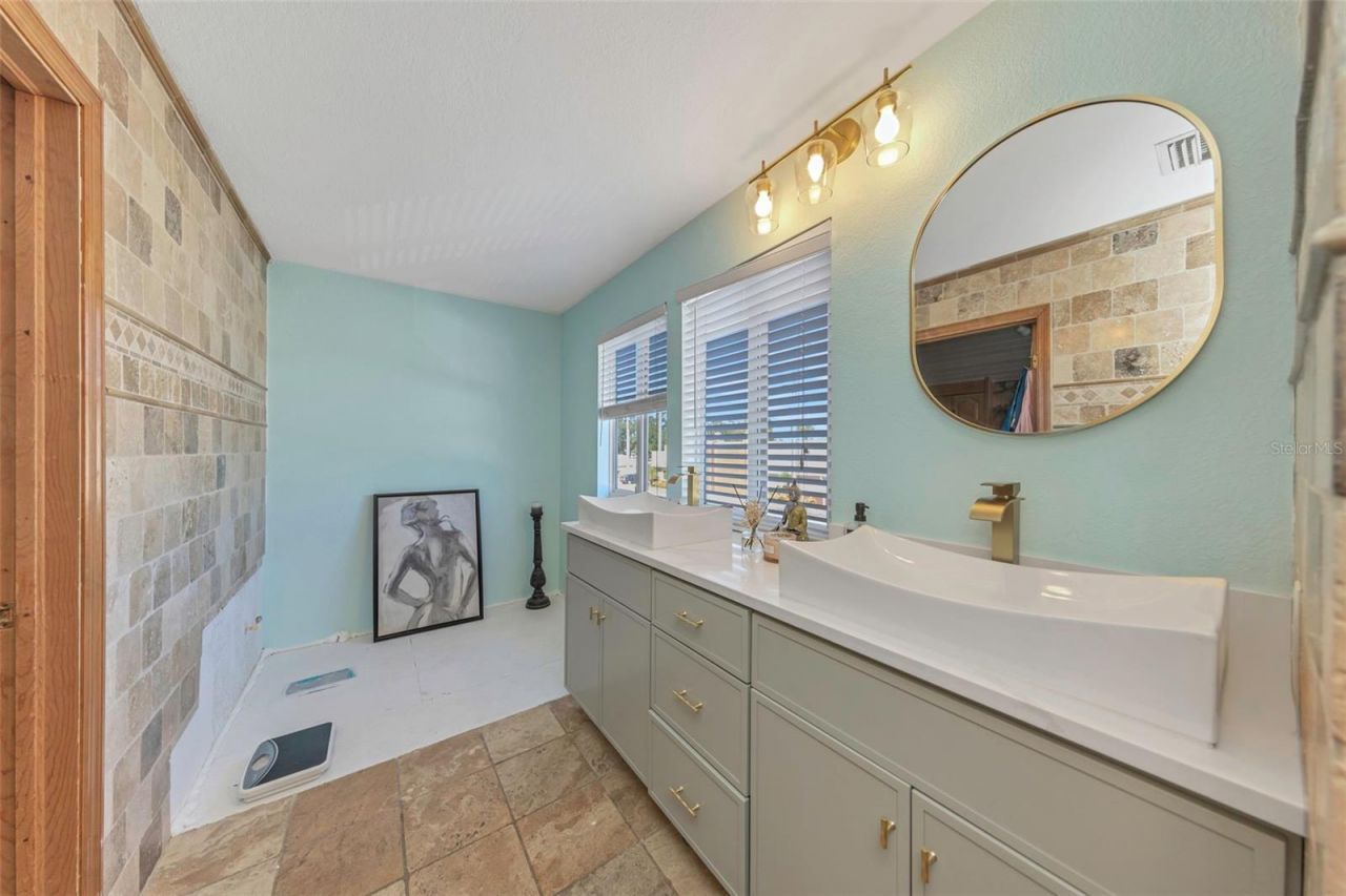 780 N Missouri Avenue , Largo, FL 33770 Photo
