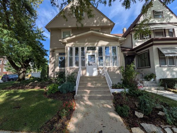 6917 34th Street , Berwyn, IL 60402
