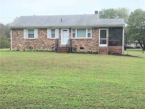 9005 Pine Hill Road , Hanover, VA 23116
