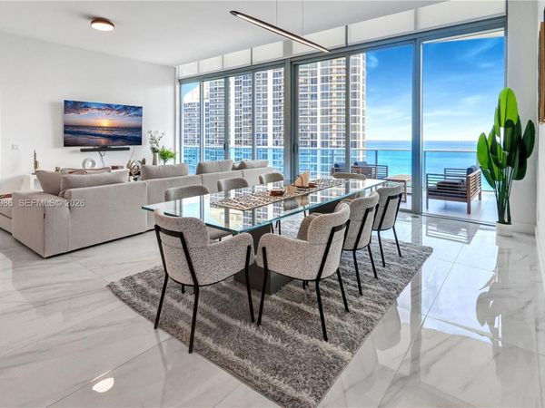 17550 Collins Ave , Unit PH2, Sunny Isles Beach, FL 33160