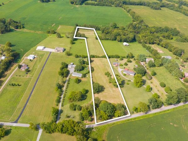 515 Branham Mill Rd, Gallatin, TN 37066