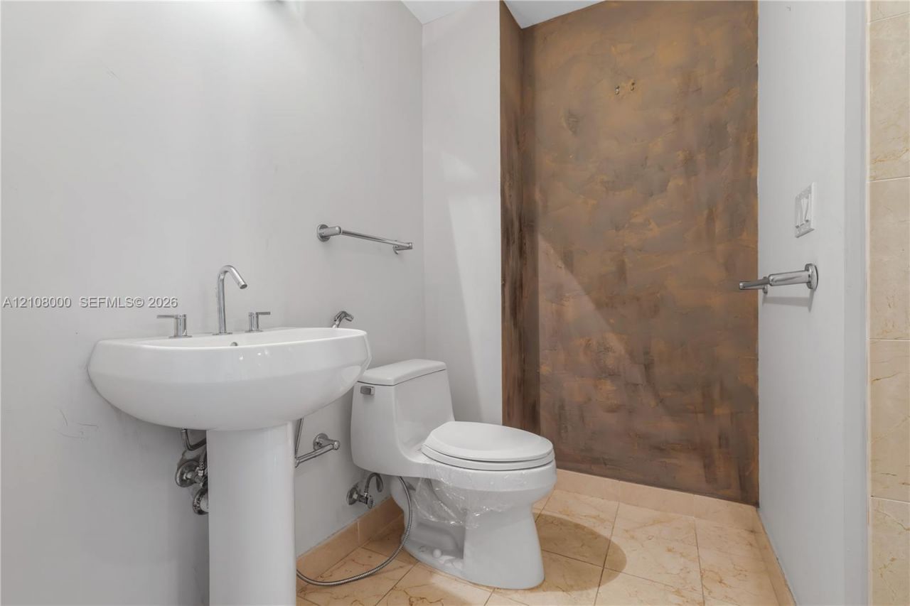 Please Call For Address, Unit 1-1205, Aventura, FL 33180 Photo