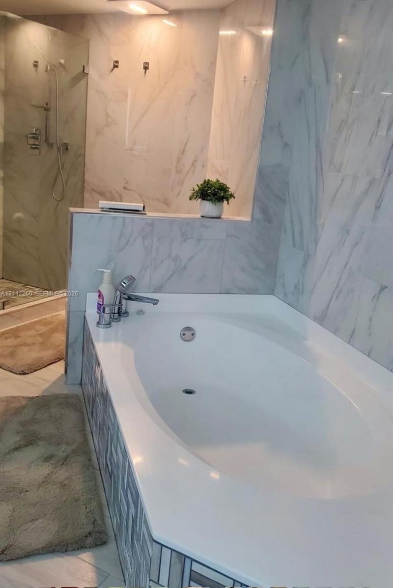 Please Call For Address, Unit 913, Aventura, FL 33180 Photo