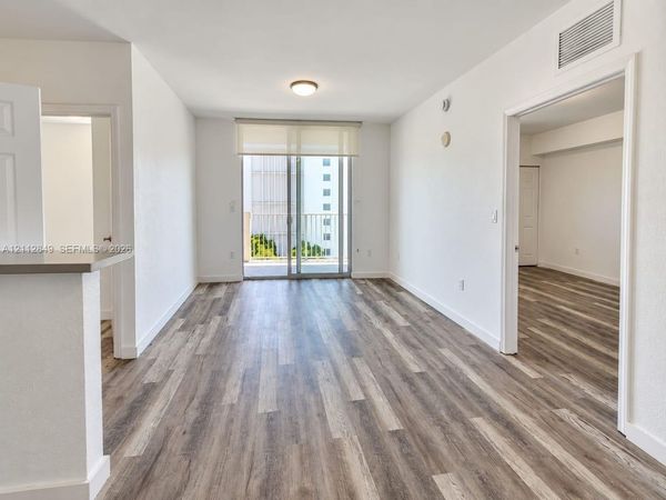 120 SW 8th Ave , Unit 603, Miami, FL 33130