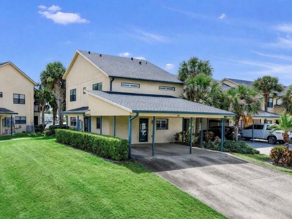 626 YARDARM DRIVE , APOLLO BEACH, FL 33572