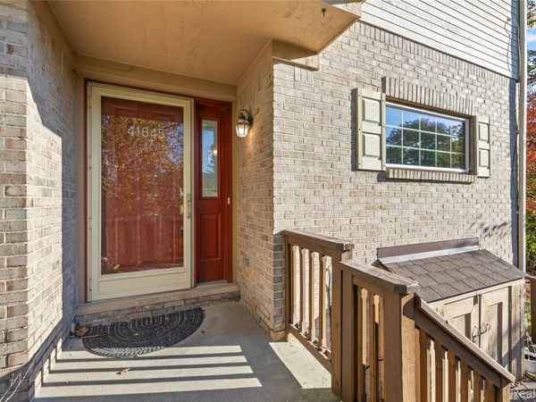 41645 Copper Creek Drive , Canton Township, Mi 48187