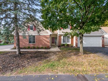 6433 Pembrook Drive , Westland, Mi 48185