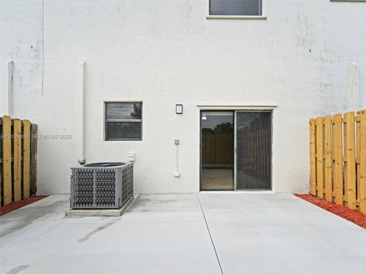 353 NE 37th Pl , Homestead, FL 33033 Photo