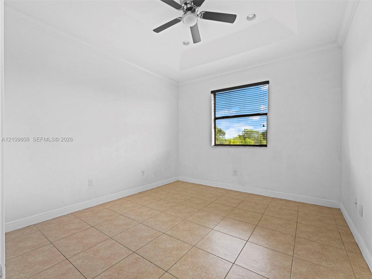 353 NE 37th Pl , Homestead, FL 33033 Photo