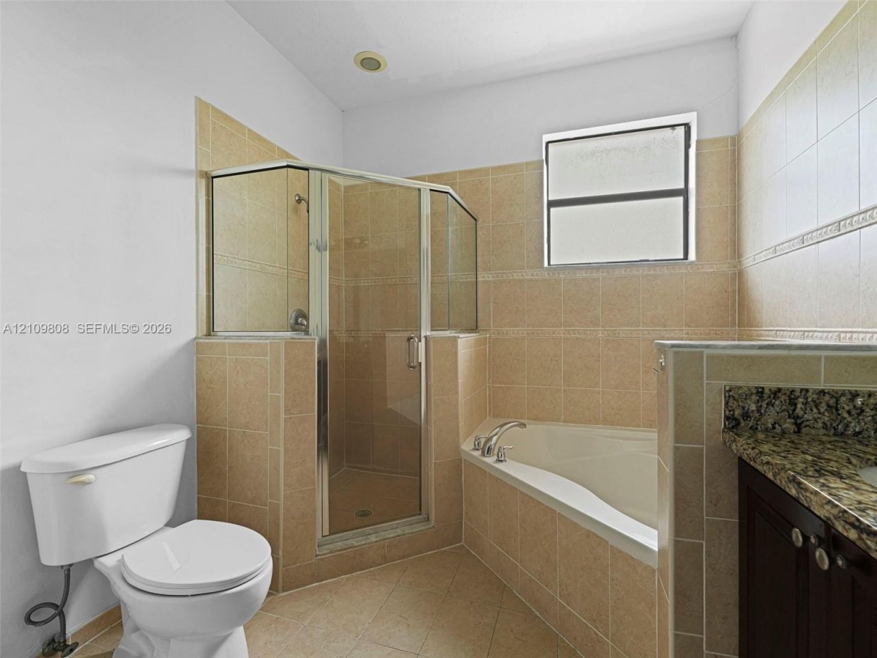 353 NE 37th Pl , Homestead, FL 33033 Photo
