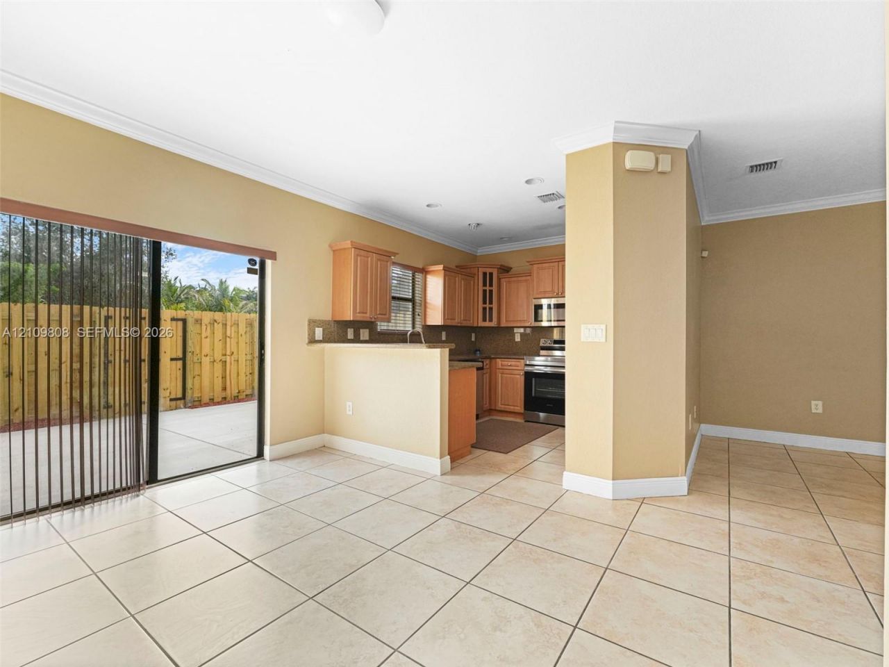 353 NE 37th Pl , Homestead, FL 33033 Photo
