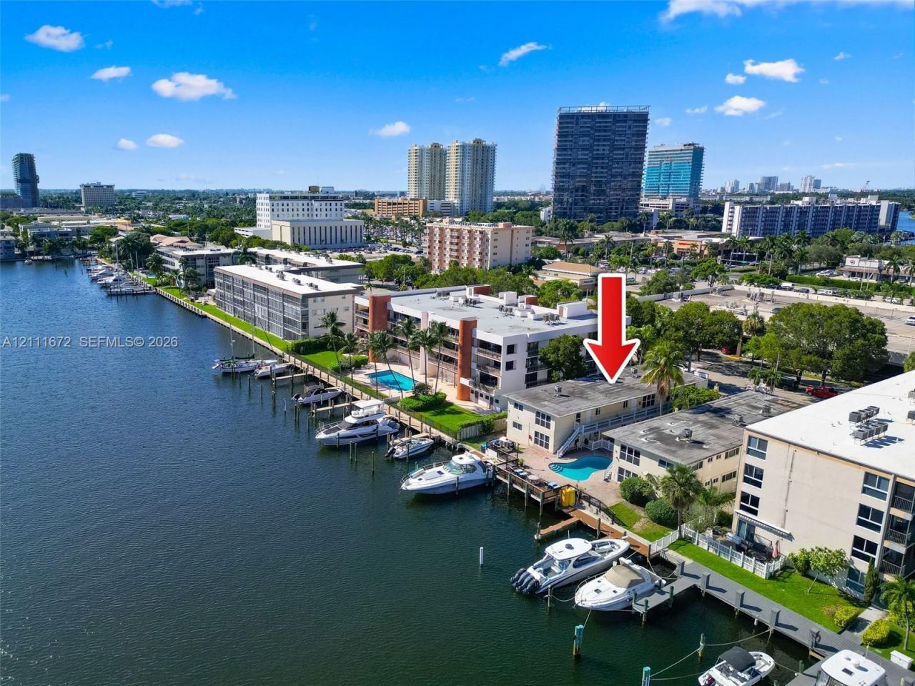 2380 Diana Dr, Unit 8, Hallandale Beach, FL 33009 Photo