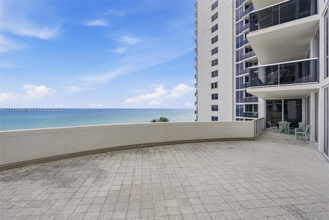 19111 Collins Ave , Unit 505, Sunny Isles Beach, FL 33160 Photo