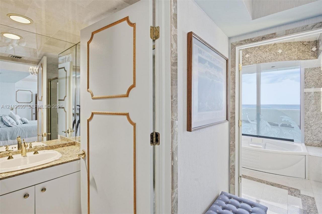 19111 Collins Ave , Unit 505, Sunny Isles Beach, FL 33160 Photo