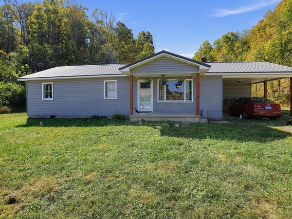 90 Trevor Lane , Burkesville, KY 42717