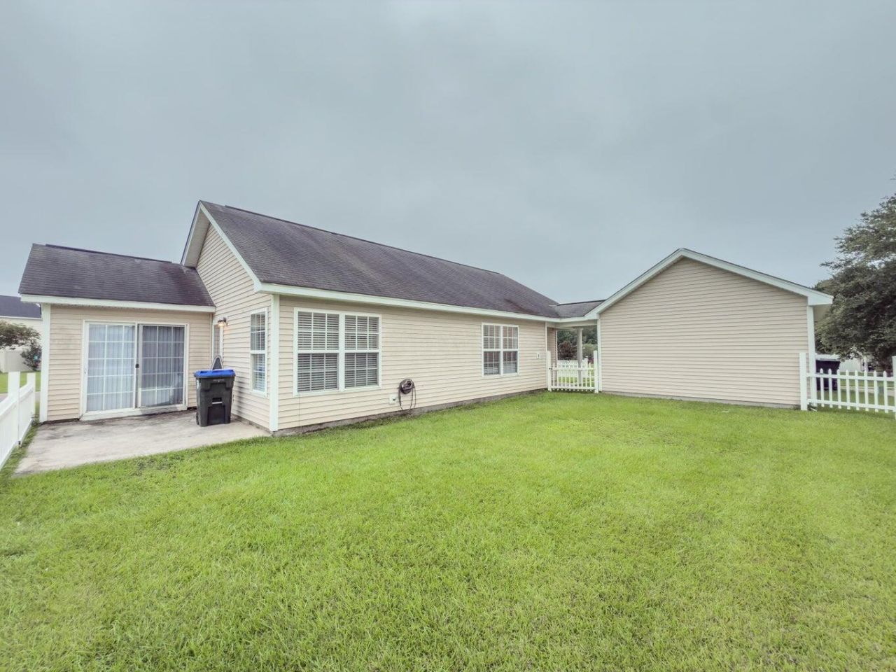 200 Savannah River Drive Photo 12