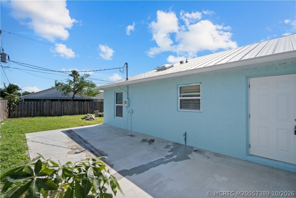 5807 SE Mitzi Lane , Stuart, FL 34997 Photo