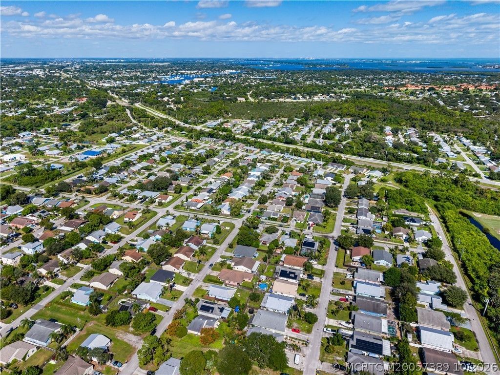 5807 SE Mitzi Lane , Stuart, FL 34997 Photo