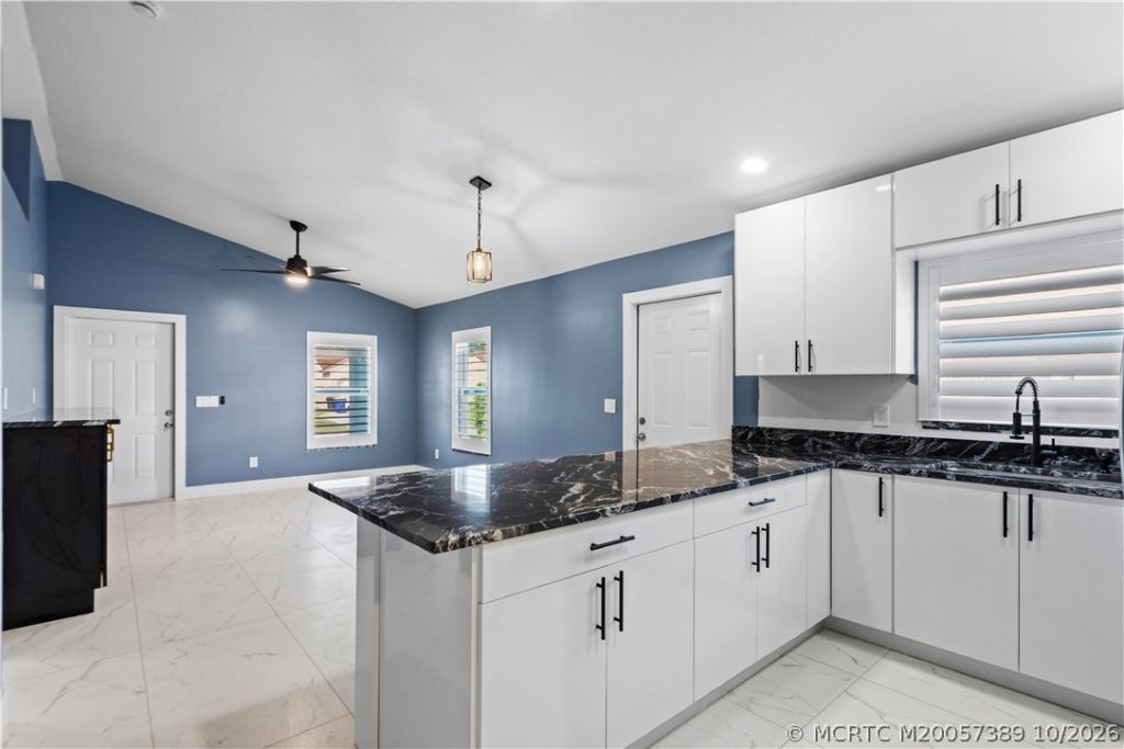 5807 SE Mitzi Lane , Stuart, FL 34997 Photo