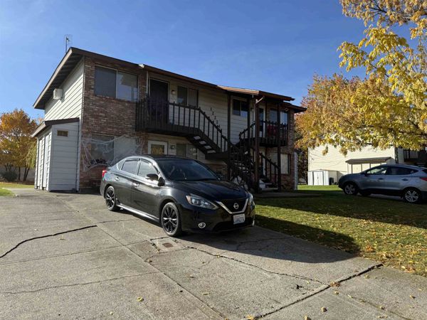 12224 E Lenora Dr, Spokane Valley, WA 99206