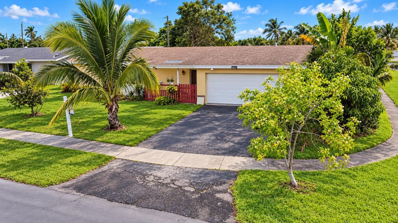 8601 NW 20th Court, Sunrise, FL 33322 Photo