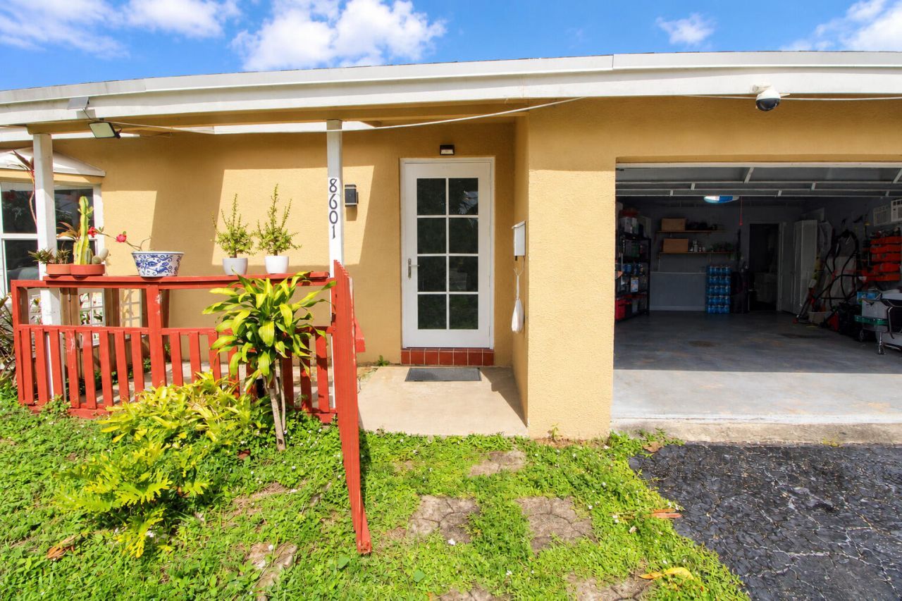 8601 NW 20th Court, Sunrise, FL 33322 Photo