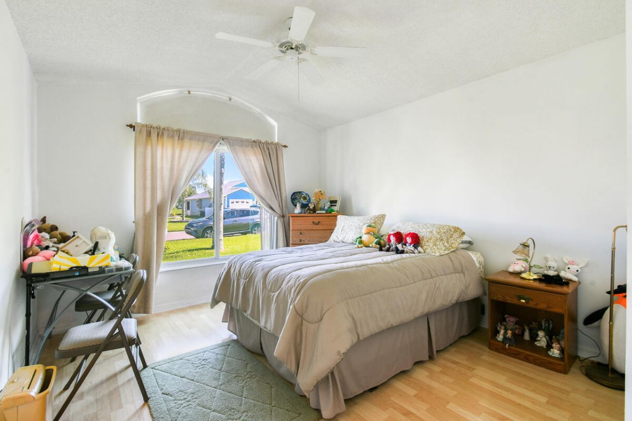 551 Paurotis Lane, Fort Pierce, FL 34982 Photo