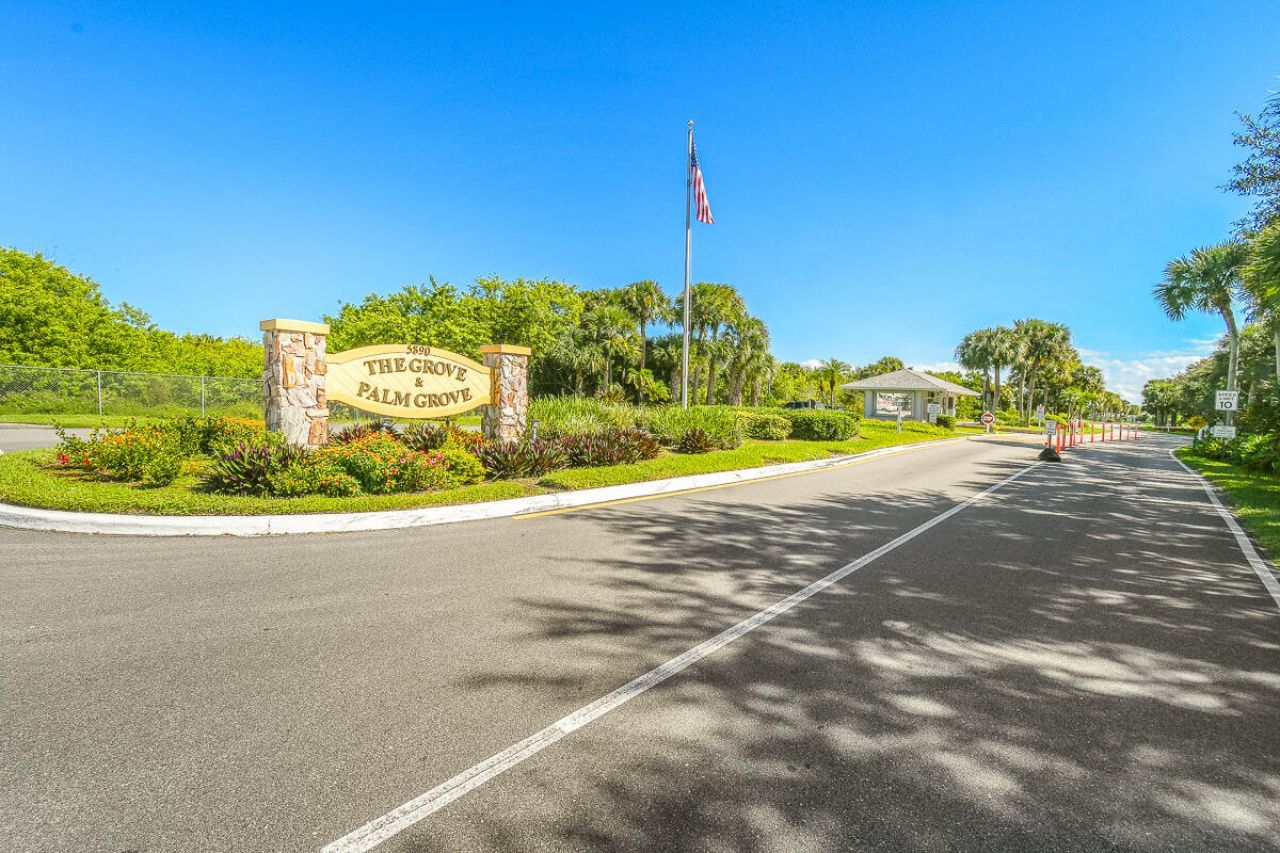 551 Paurotis Lane, Fort Pierce, FL 34982 Photo