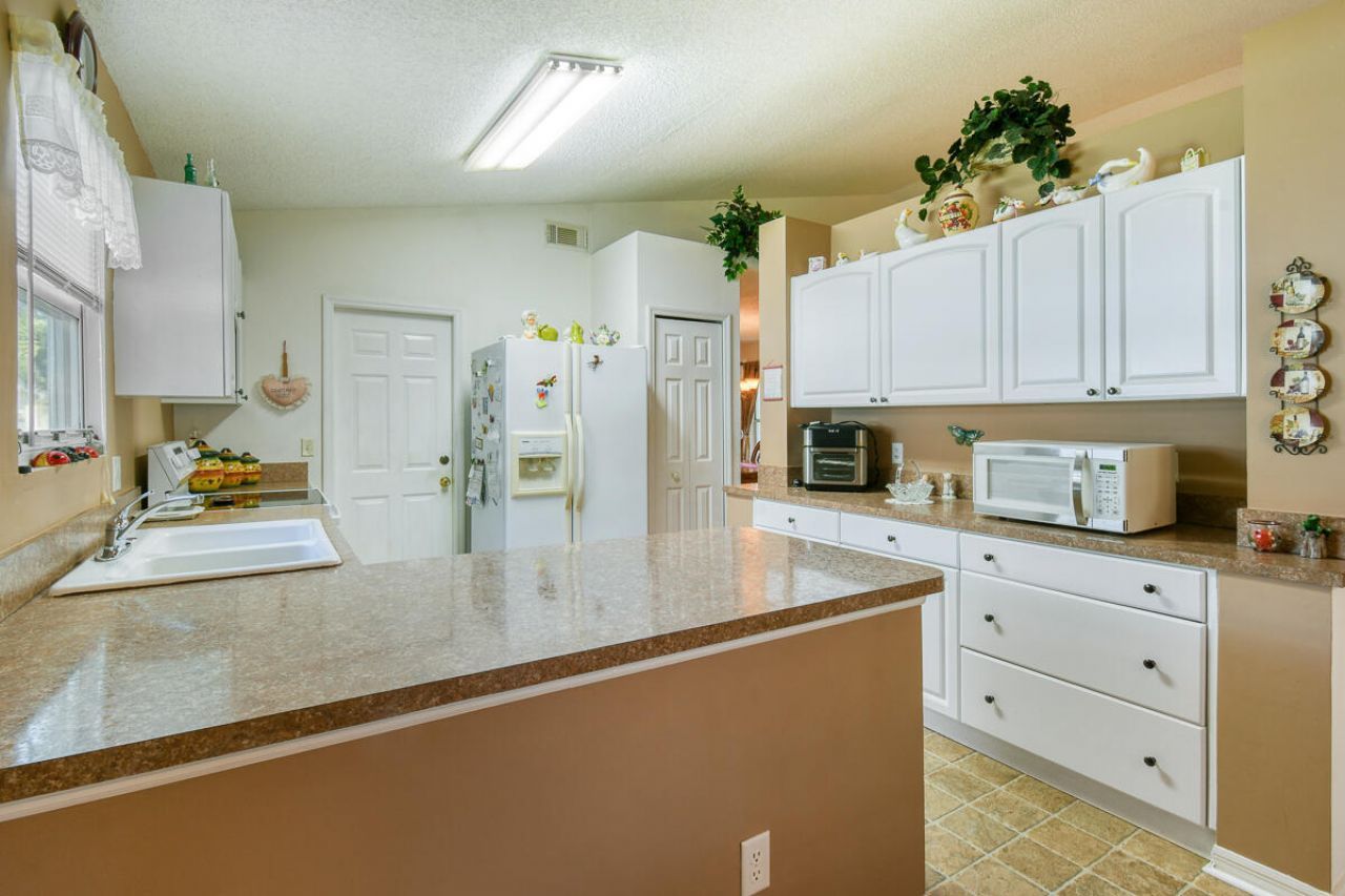551 Paurotis Lane, Fort Pierce, FL 34982 Photo