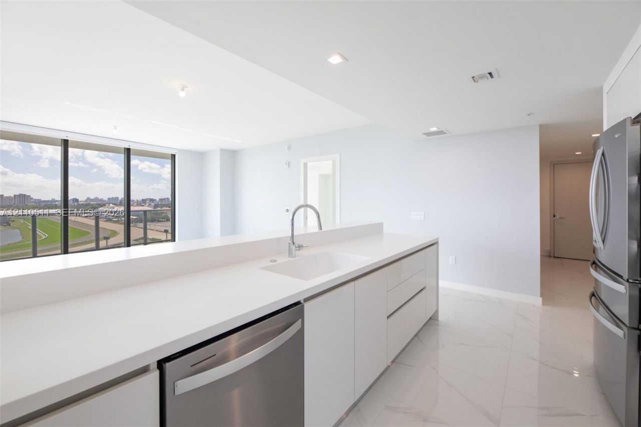 1170 E Hallandale Beach Blvd , Unit 1208, Hallandale Beach, FL 33009 Photo
