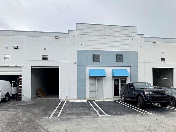 2365 NW 70th Ave , Unit 17, Miami, FL 33122