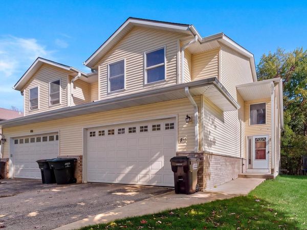 813 Kendall LANE, Unit 2, Lake Geneva, WI 53147