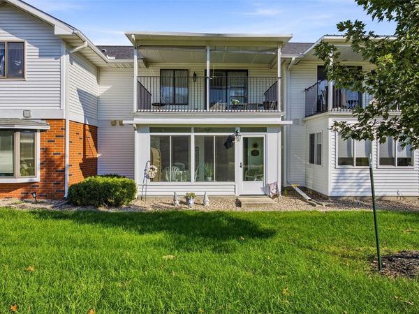 4418 Maureen Court SE, Unit 187, Cedar Rapids, IA 52403