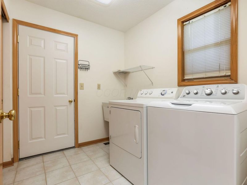 7914 Panary Court , Reynoldsburg, OH 43068 Photo 24