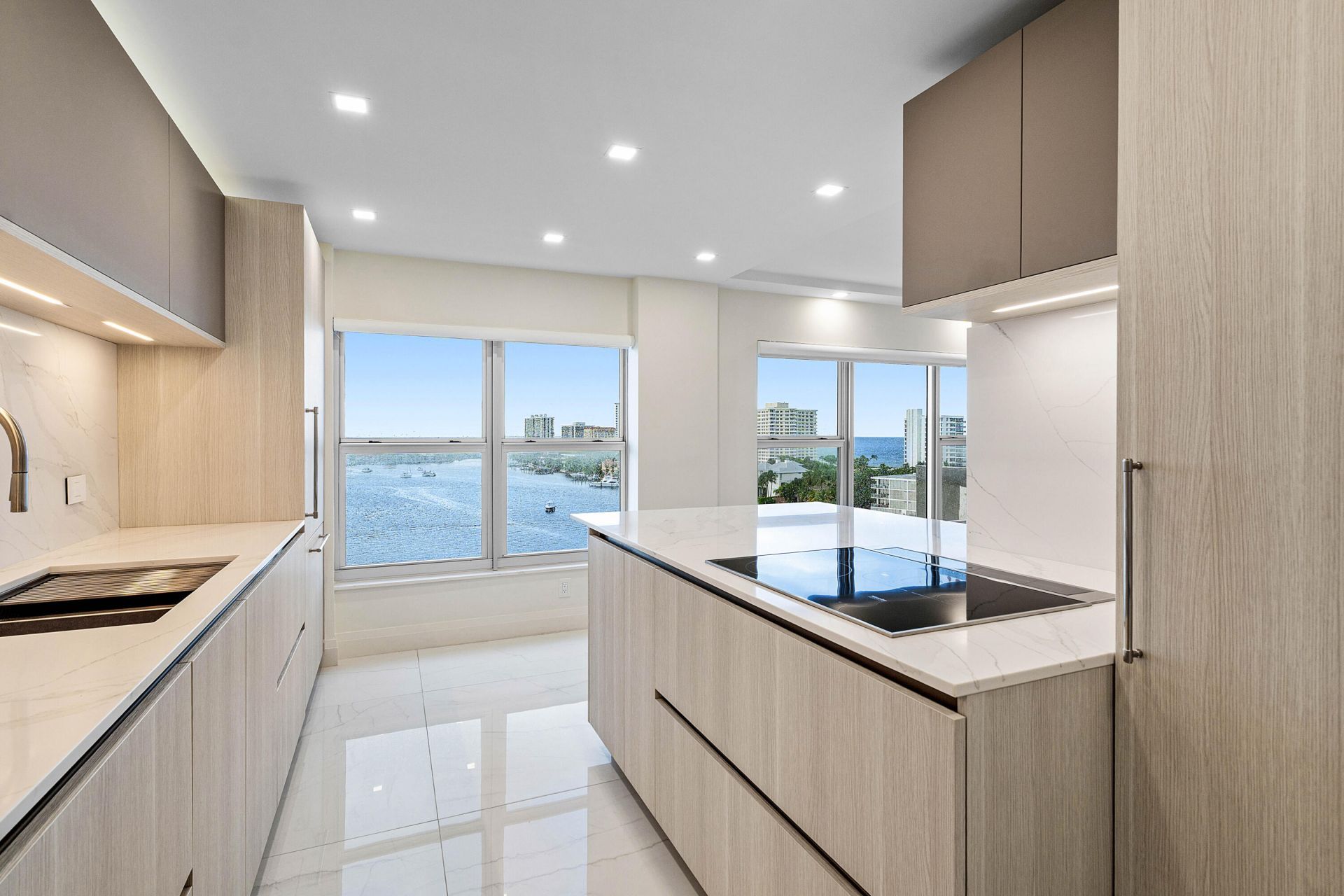 875 E Camino Real, Unit 11A, Boca Raton, FL 33432 Photo