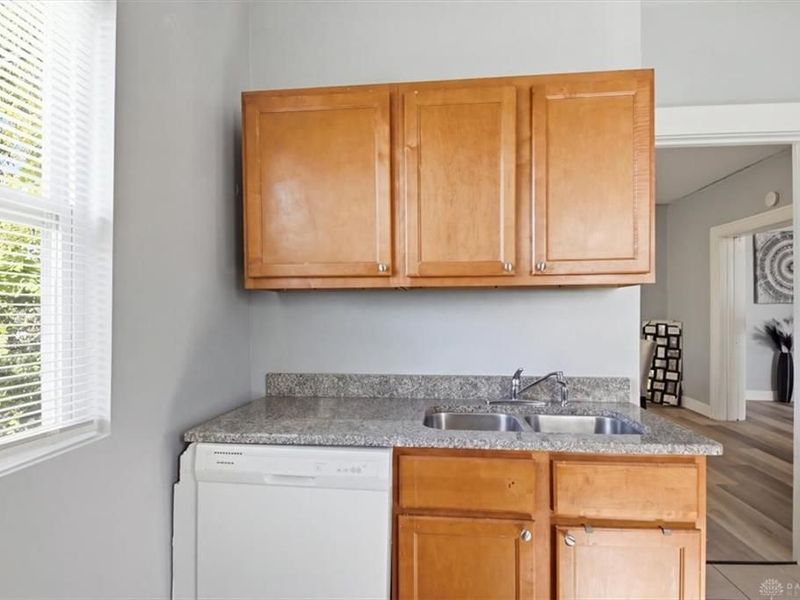 115 Livingston Avenue, Dayton, OH 45403 Photo 14