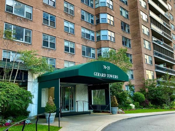 70-25 Yellowstone Boulevard , Unit 8Z, Forest Hills, NY 11375