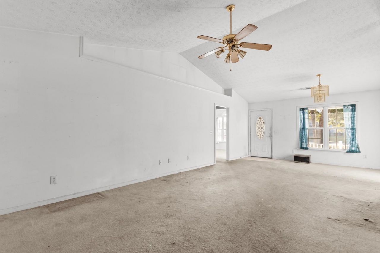 2073 Hawksmoor Dr.  Photo 16