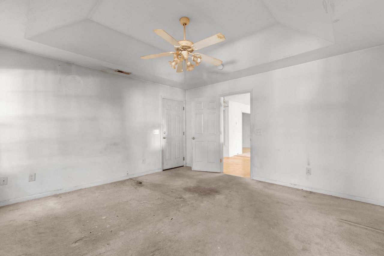 2073 Hawksmoor Dr.  Photo 20