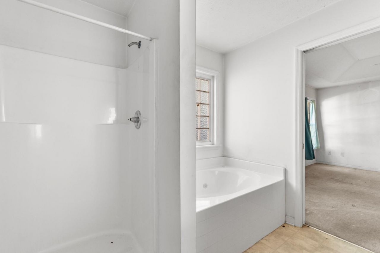 2073 Hawksmoor Dr.  Photo 22