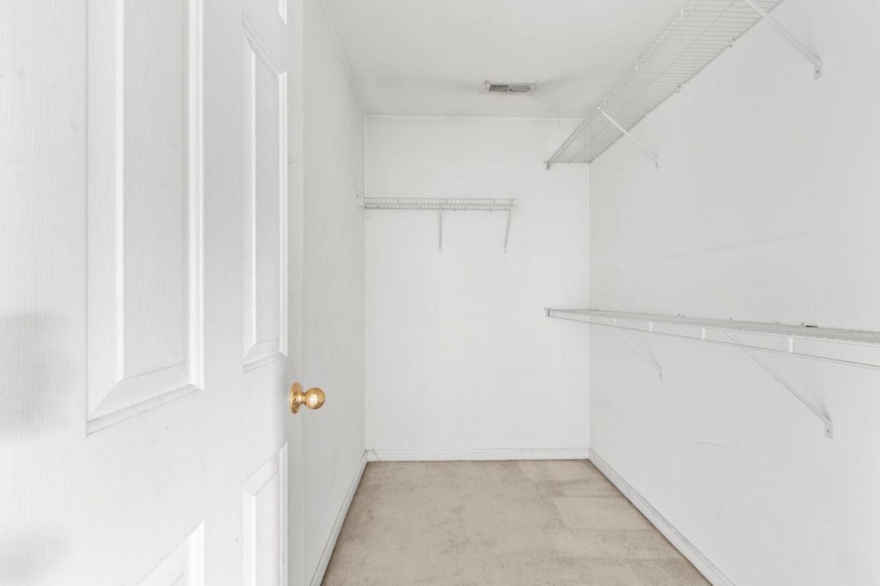 2073 Hawksmoor Dr.  Photo 23