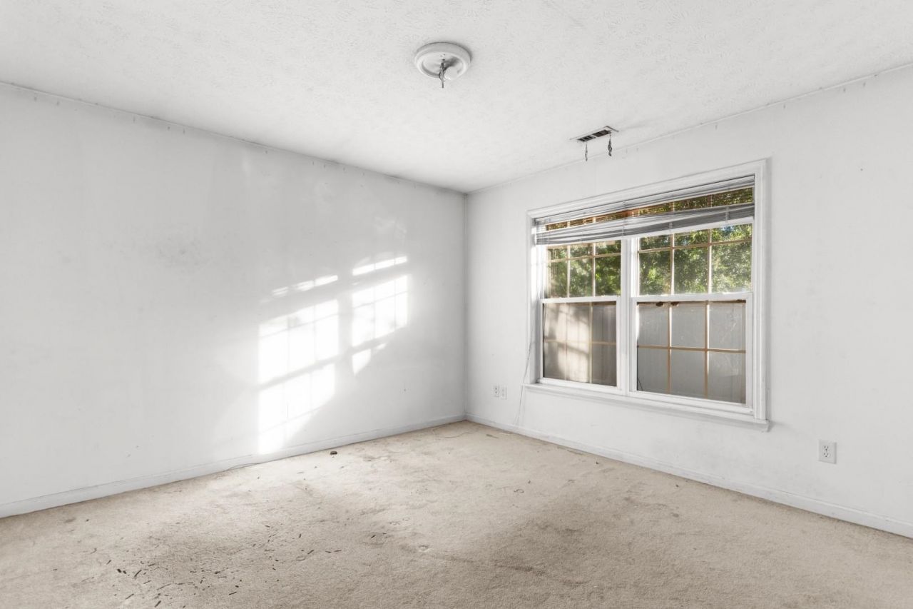 2073 Hawksmoor Dr.  Photo 27