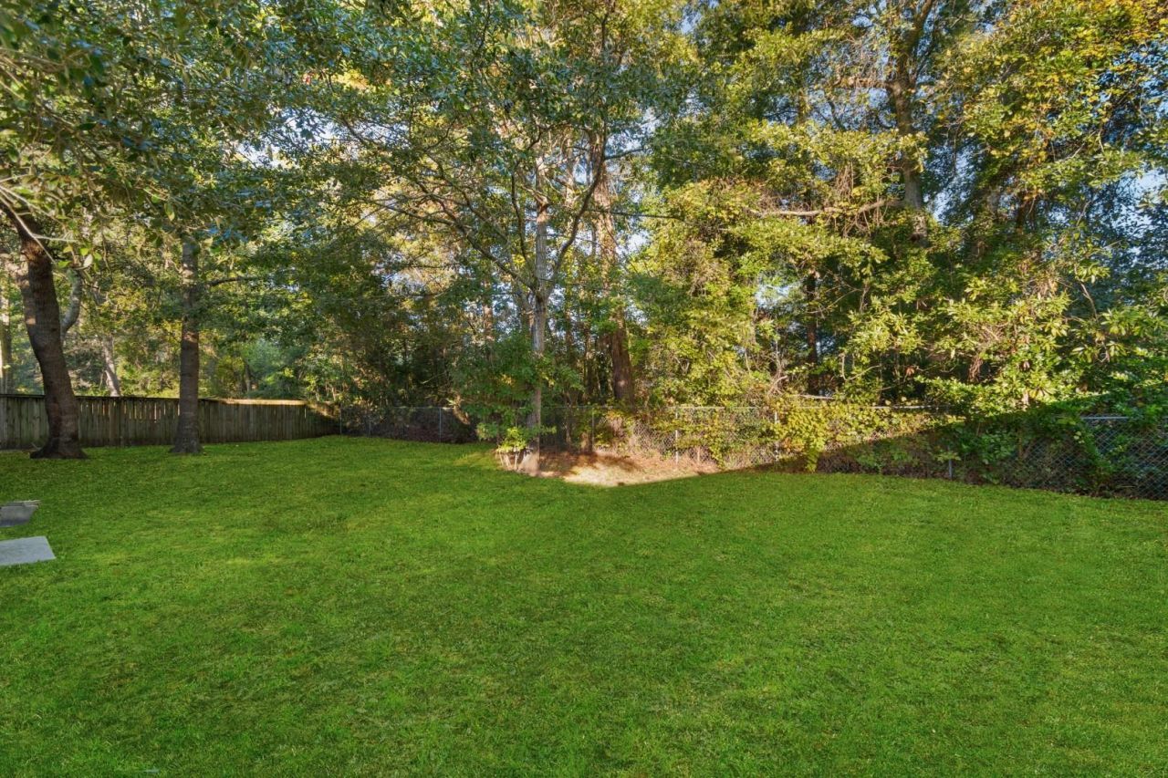 2073 Hawksmoor Dr.  Photo 33