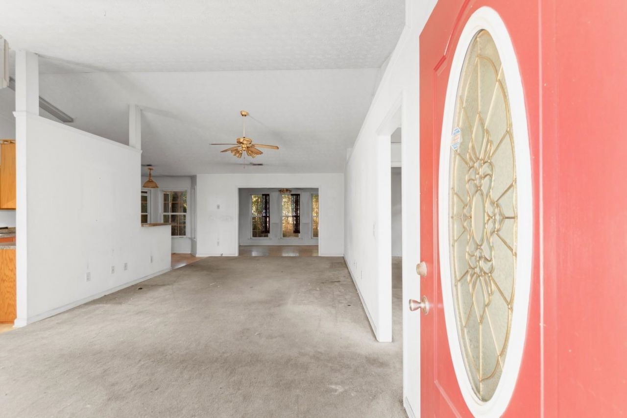 2073 Hawksmoor Dr.  Photo 5