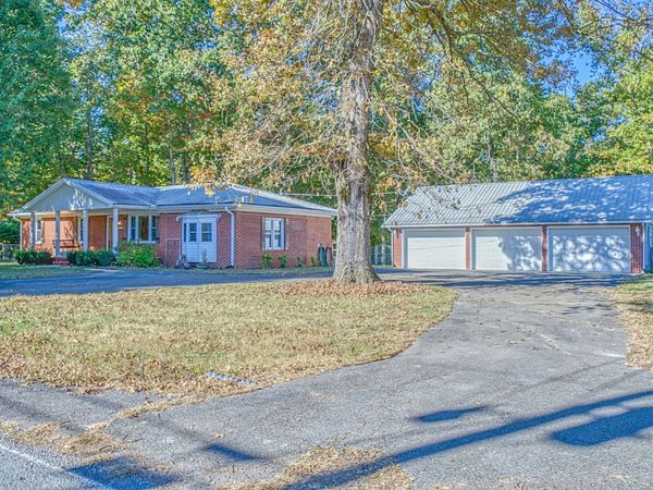 721 Step Rock Hill Rd , Cookeville, TN 38501