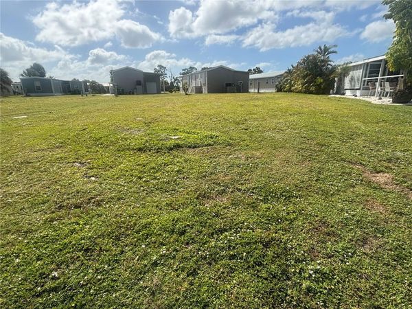 7475 DANVERS CIRCLE , PORT CHARLOTTE, FL 33981