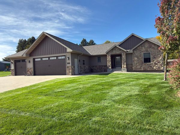 609 Augustana Lane , Albany, MN 56307