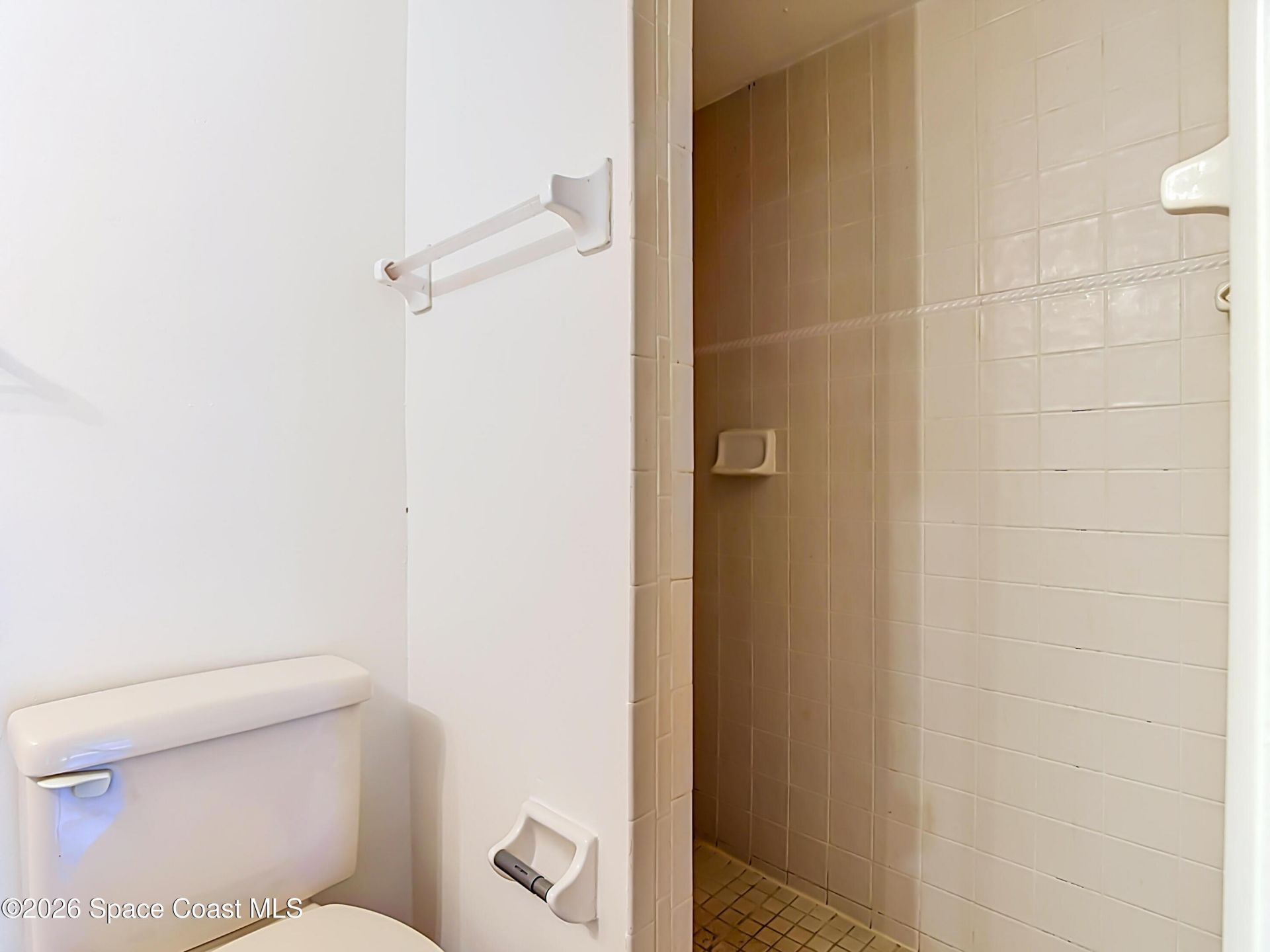 109 Coral Way E , Unit D, Indialantic, FL 32903 Photo